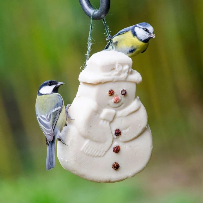 Suet Christmas Snowman 420g 4 Suet Christmas Snowman 420g - Image 2