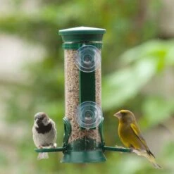 Discovery Plastic Window Seed Feeder