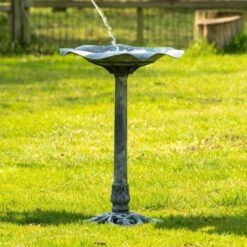 Silbersee Pedestal Bird Bath